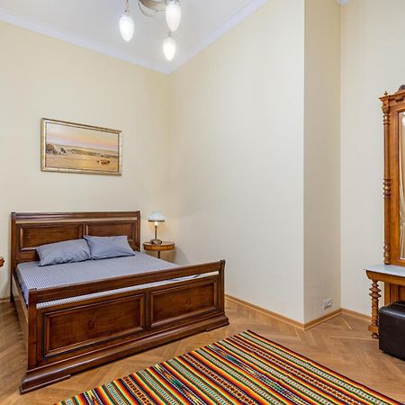 Grecheskaya Street Art Apartment Odessa Exterior foto